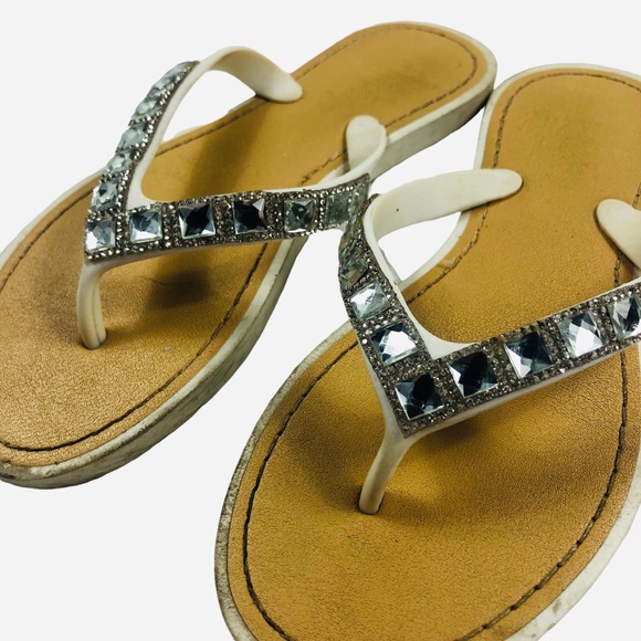 Capelli White Rhinestone Flip Flops size Large (size 1) - Picture 3 of 8